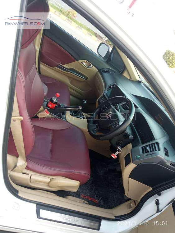 Honda Civic 2014 for Sale in Lahore Honda Civic 2014 for Sale in Lahore Image-9