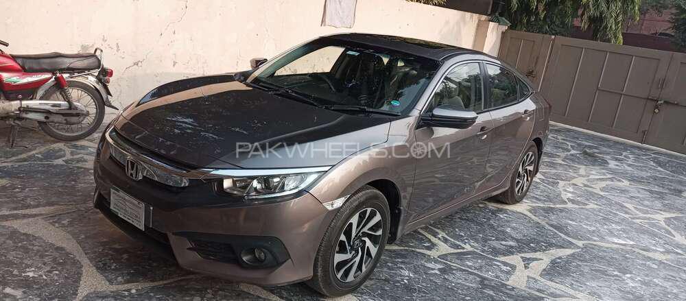 ہونڈا سوک 2018 for Sale in لاہور ہونڈا سوک 2018 for Sale in لاہور Image-3