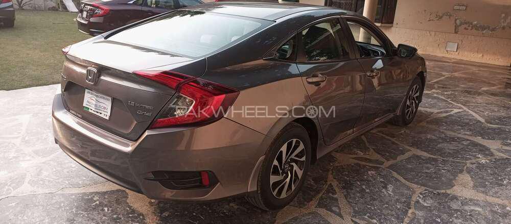 ہونڈا سوک 2018 for Sale in لاہور ہونڈا سوک 2018 for Sale in لاہور Image-4