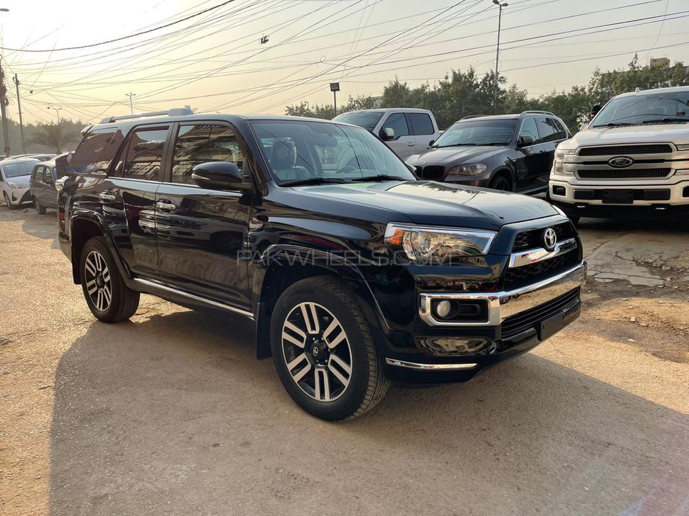 Toyota Surf 2017 for Sale in Karachi Toyota Surf 2017 for Sale in Karachi Image-3