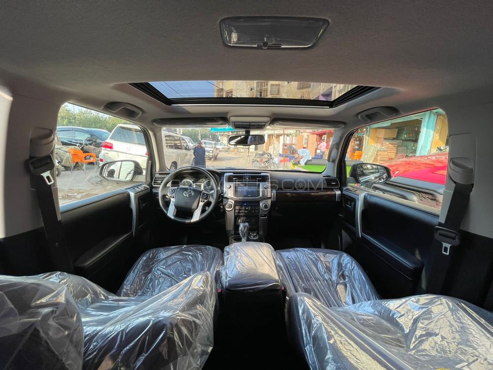 Toyota Surf 2017 for Sale in Karachi Toyota Surf 2017 for Sale in Karachi Image-11