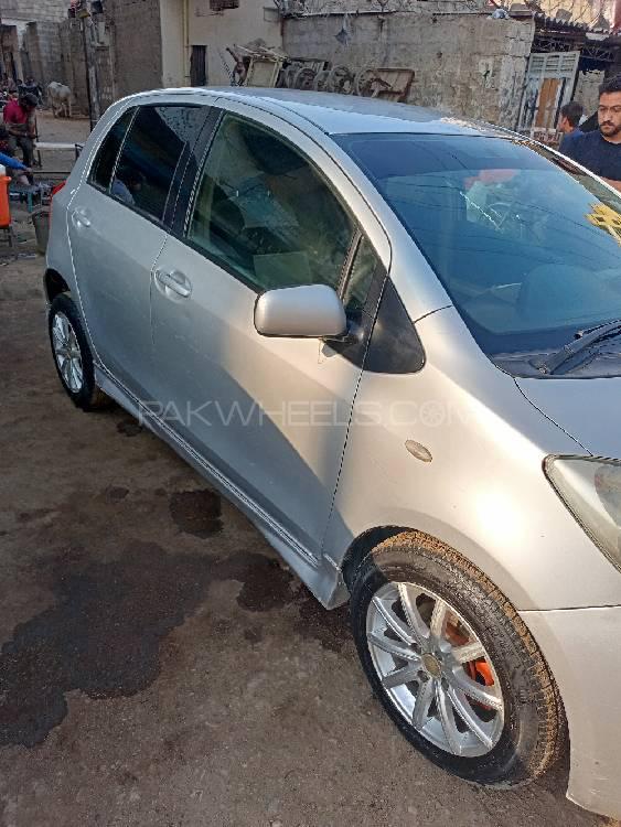 Toyota Vitz 2005 for Sale in Karachi Toyota Vitz 2005 for Sale in Karachi Image-3
