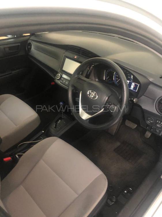Toyota Corolla Axio 2017 for Sale in Lahore Toyota Corolla Axio 2017 for Sale in Lahore Image-6