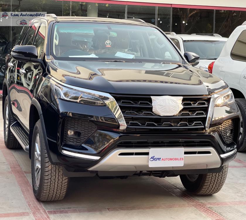 Toyota Fortuner 2021 for Sale in Karachi Toyota Fortuner 2021 for Sale in Karachi Image-2