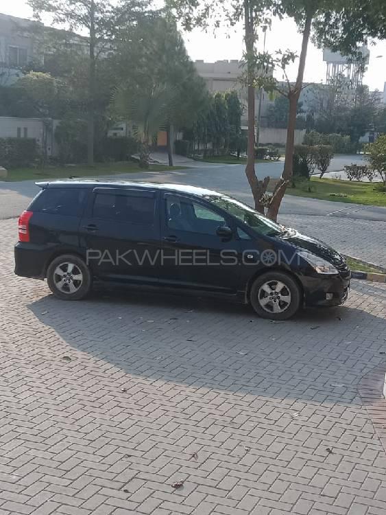 Toyota Wish 2007 for Sale in Lahore Toyota Wish 2007 for Sale in Lahore Image-5