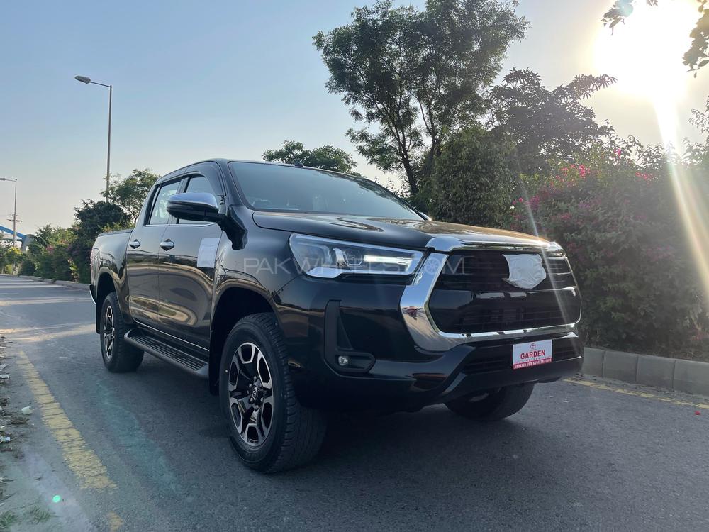 Toyota Hilux 2021 for Sale in Lahore Image-1