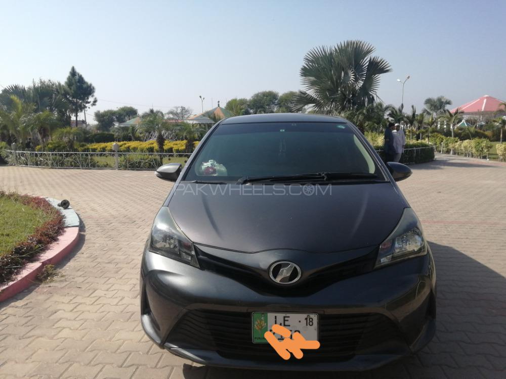 Toyota Vitz 2014 for Sale in Dinga Image-1