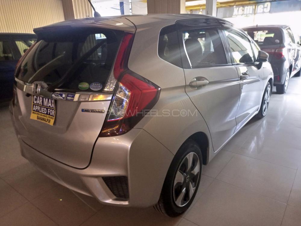 Honda Fit 2015 for Sale in Bahawalpur Honda Fit 2015 for Sale in Bahawalpur Image-6