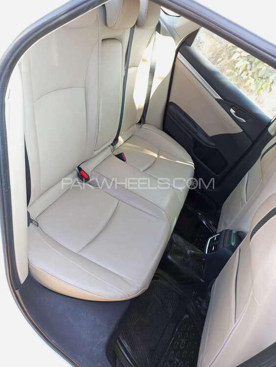 Honda Civic 2016 for Sale in Karachi Honda Civic 2016 for Sale in Karachi Image-13