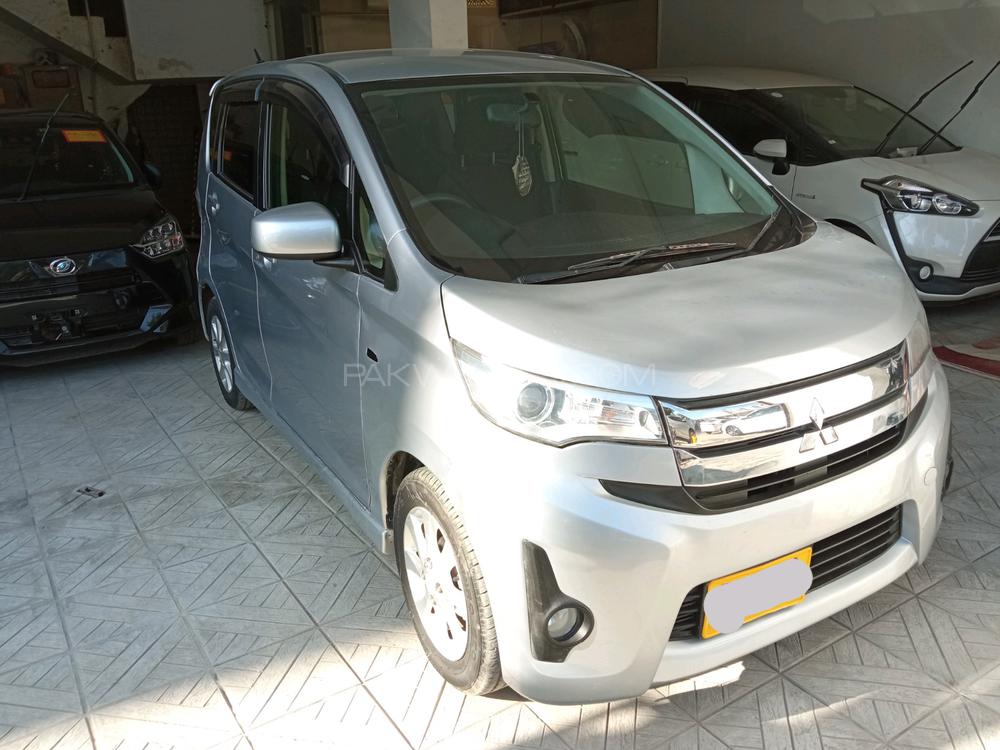 Mitsubishi EK Custom 2013 for Sale in Karachi Mitsubishi EK Custom 2013 for Sale in Karachi Image-3