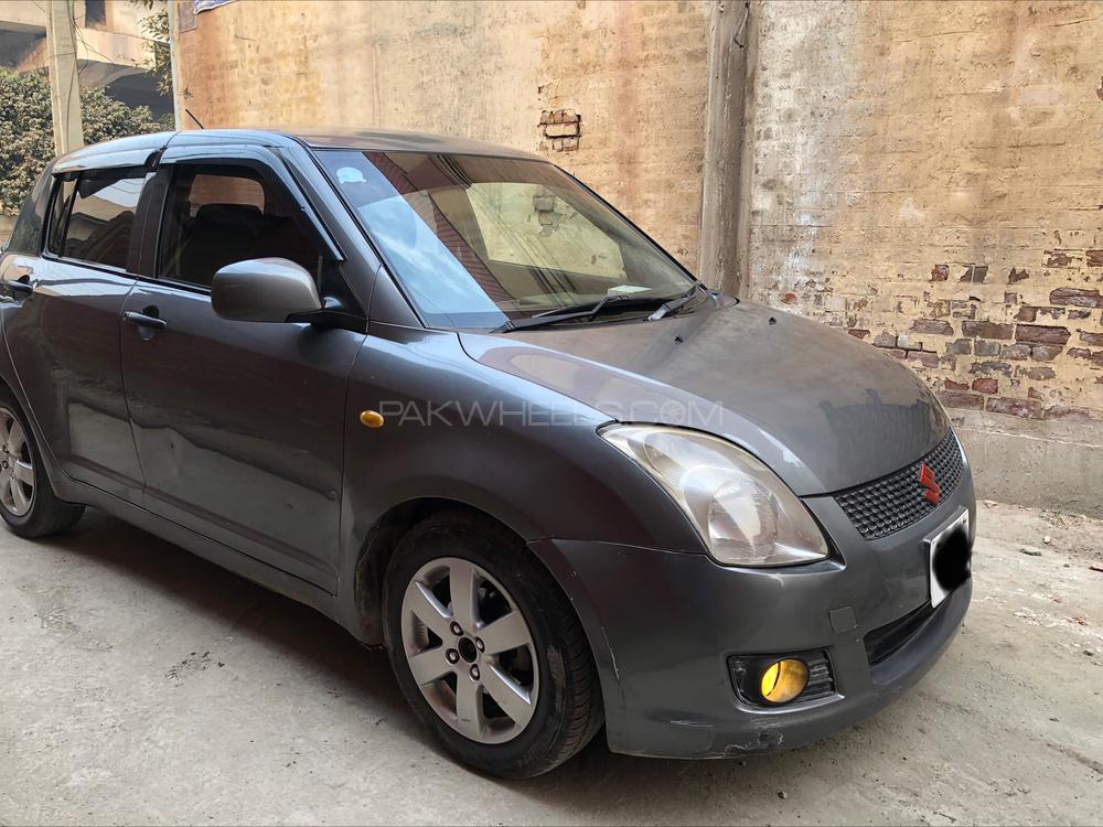 Suzuki Swift 2011 for Sale in Peshawar Suzuki Swift 2011 for Sale in Peshawar Image-2