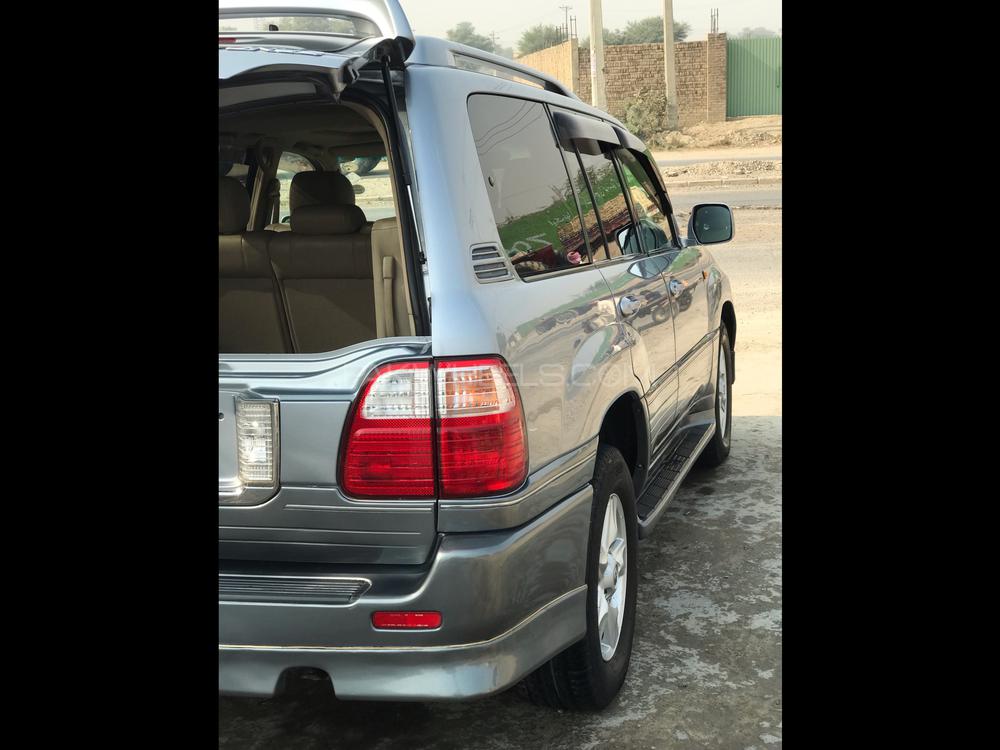 Toyota Land Cruiser 2003 for Sale in D.G.Khan Image-1