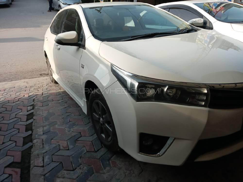 Toyota Corolla 2014 for Sale in Peshawar Toyota Corolla 2014 for Sale in Peshawar Image-3