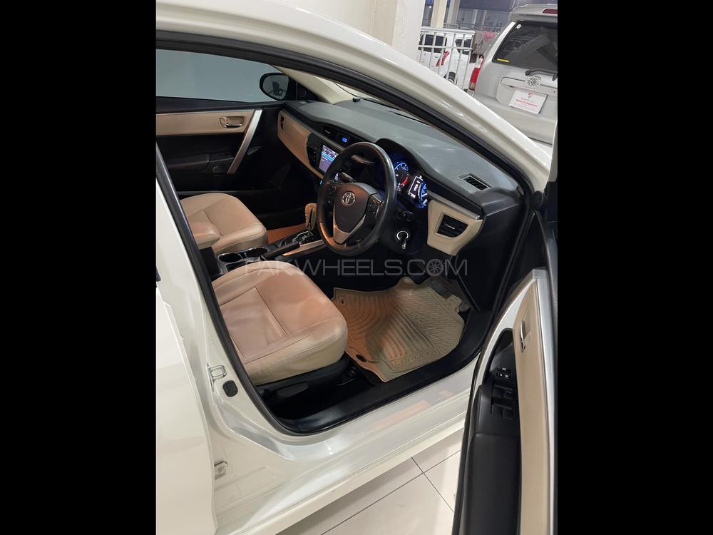 Toyota Corolla 2016 for Sale in Peshawar Toyota Corolla 2016 for Sale in Peshawar Image-7