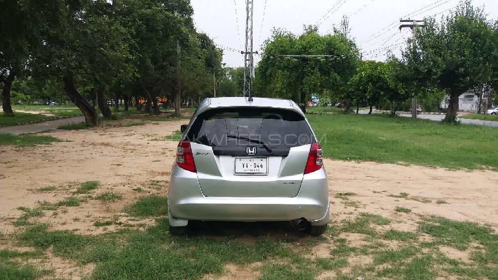 Honda Fit 2009 for Sale in Islamabad Image-1