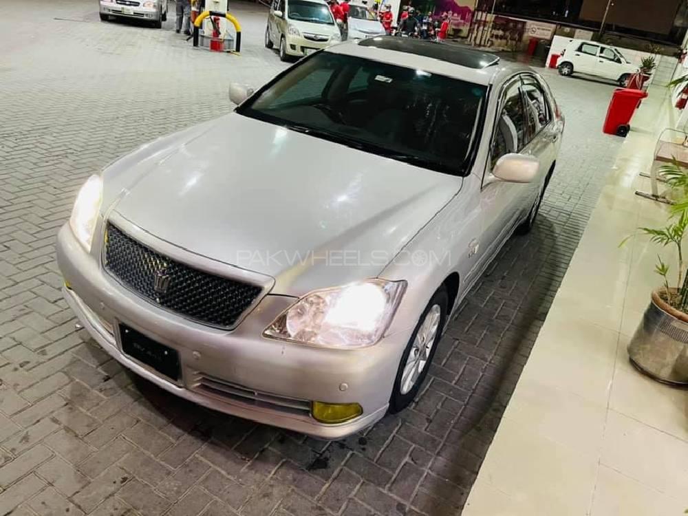 Toyota Crown 2005 for Sale in Islamabad Toyota Crown 2005 for Sale in Islamabad Image-4