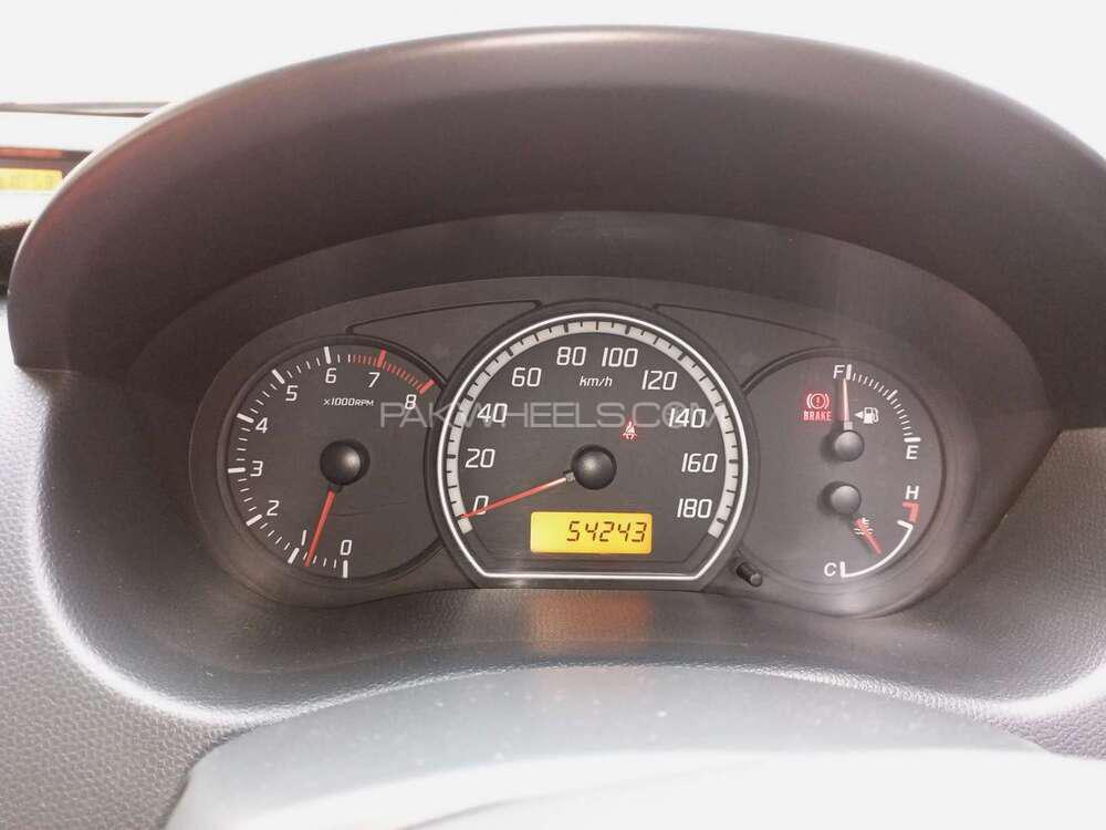 Suzuki Swift 2013 for Sale in Lahore Suzuki Swift 2013 for Sale in Lahore Image-9