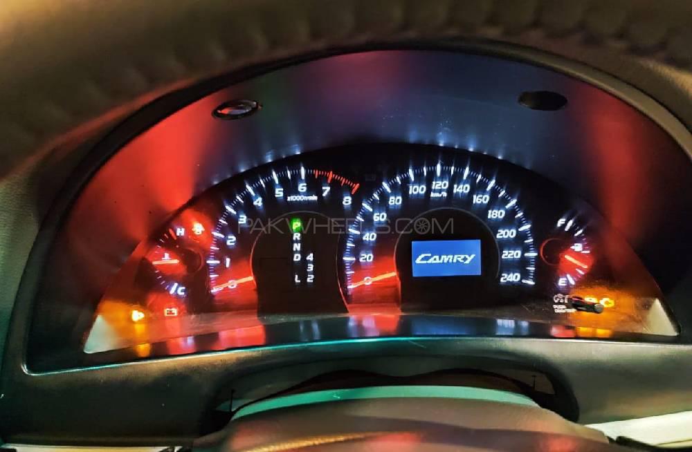 Toyota Camry 2006 for Sale in Lahore Toyota Camry 2006 for Sale in Lahore Image-6