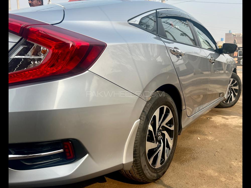 Honda Civic 2017 for Sale in Faisalabad Honda Civic 2017 for Sale in Faisalabad Image-3