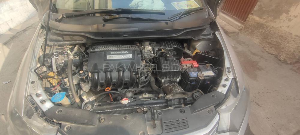 Honda Insight 2013 for Sale in Multan Honda Insight 2013 for Sale in Multan Image-3