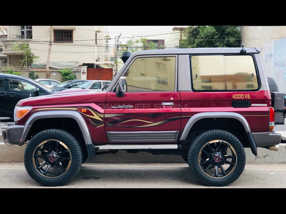 Toyota Land Cruiser 1995 for Sale in Karachi Toyota Land Cruiser 1995 for Sale in Karachi Image-3