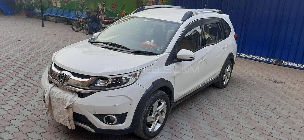 Honda BR-V 2017 for Sale in Lahore Honda BR-V 2017 for Sale in Lahore Image-2