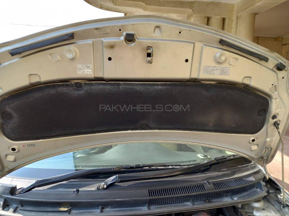 ٹویوٹا بیلٹا 2006 for Sale in لاہور ٹویوٹا بیلٹا 2006 for Sale in لاہور Image-4