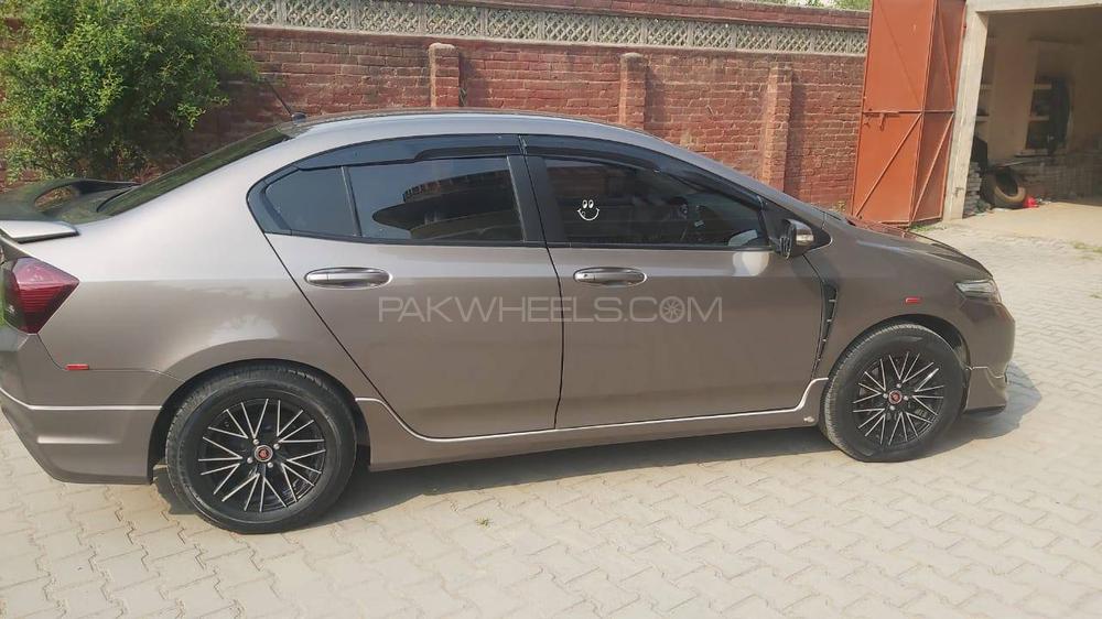 Honda City 2015 for Sale in Sialkot Honda City 2015 for Sale in Sialkot Image-12