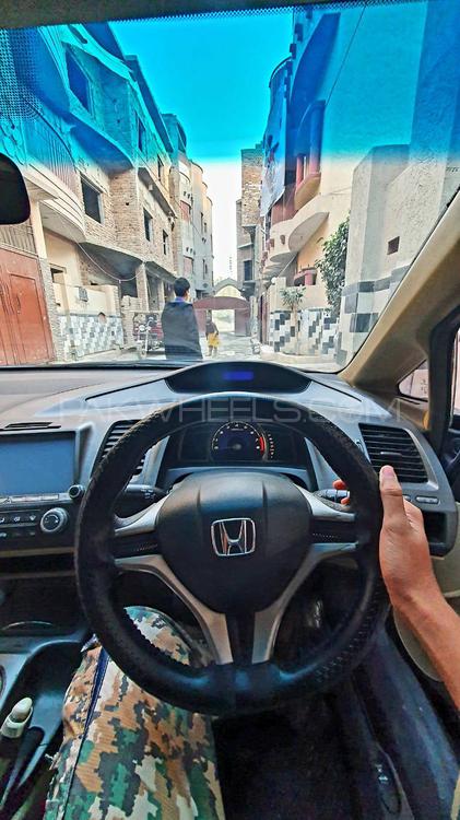 Honda Civic VTi Oriel Prosmatec 1.8 i-VTEC 2012 Image-1