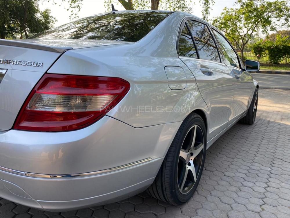 Mercedes Benz C Class 2009 for Sale in Lahore Mercedes Benz C Class 2009 for Sale in Lahore Image-12