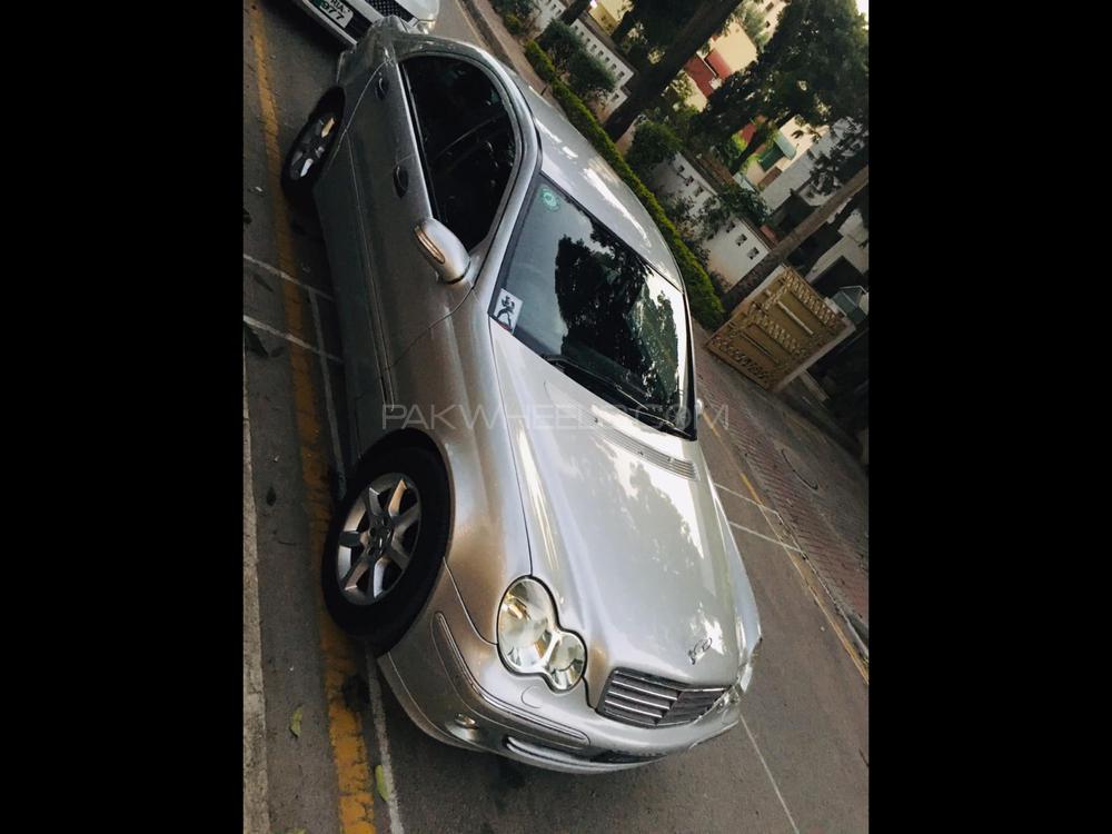 Mercedes Benz C Class 2005 for Sale in Rawalpindi Mercedes Benz C Class 2005 for Sale in Rawalpindi Image-2