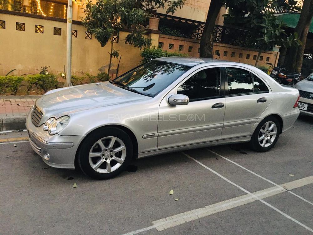 Mercedes Benz C Class 2005 for Sale in Rawalpindi Mercedes Benz C Class 2005 for Sale in Rawalpindi Image-3