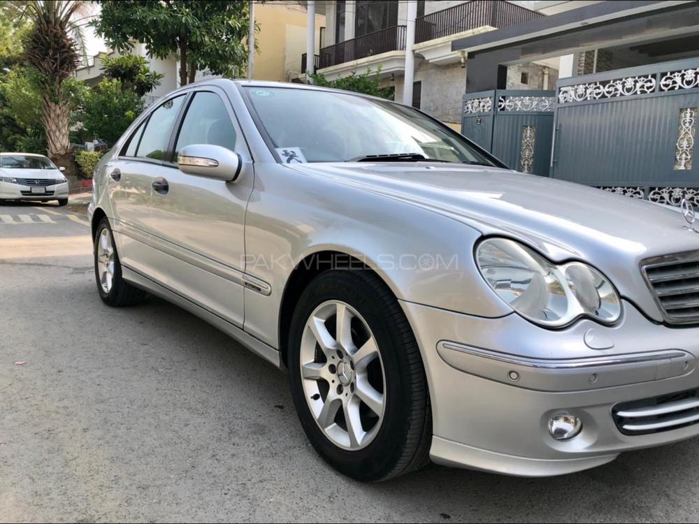Mercedes Benz C Class 2005 for Sale in Rawalpindi Mercedes Benz C Class 2005 for Sale in Rawalpindi Image-9