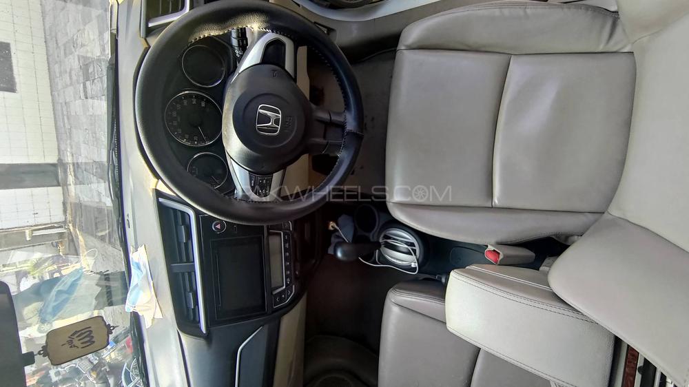 Honda BR-V 2017 for Sale in Gujrat Image-1