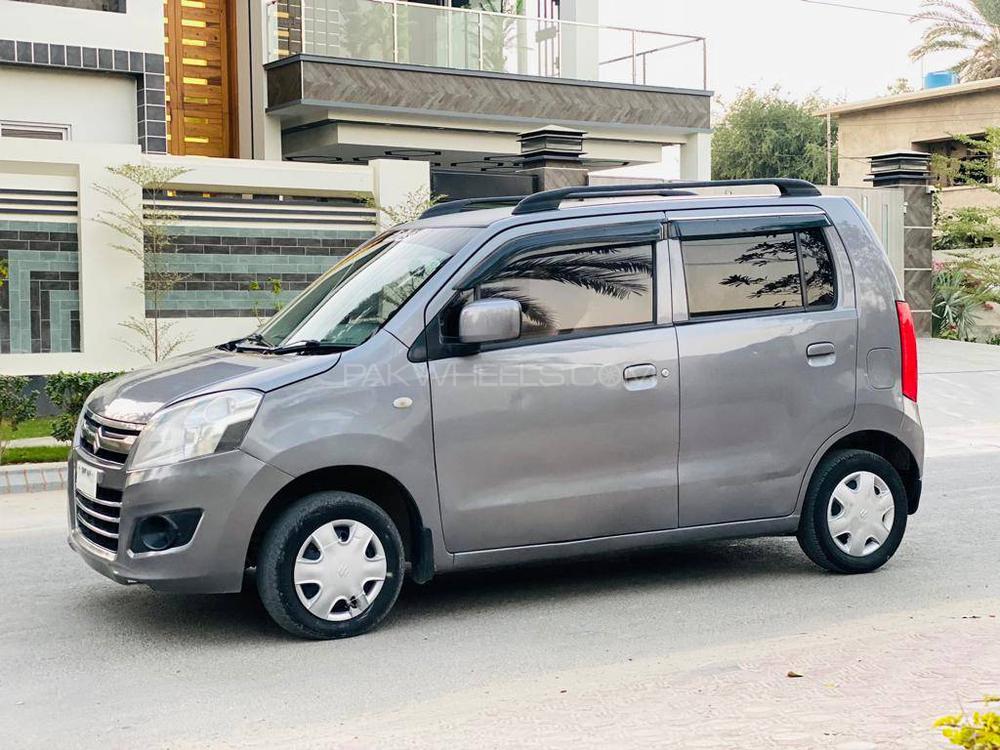 Suzuki Wagon R 2017 for Sale in Rahim Yar Khan Suzuki Wagon R 2017 for Sale in Rahim Yar Khan Image-10