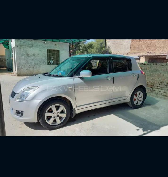 Suzuki Swift 2015 for Sale in Abbottabad Image-1