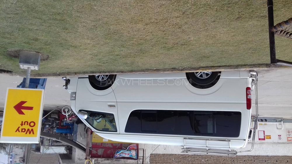Toyota Hiace 2018 for Sale in Bahawalpur Toyota Hiace 2018 for Sale in Bahawalpur Image-10