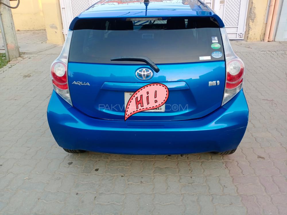Toyota Aqua 2013 for Sale in Sialkot Image-1