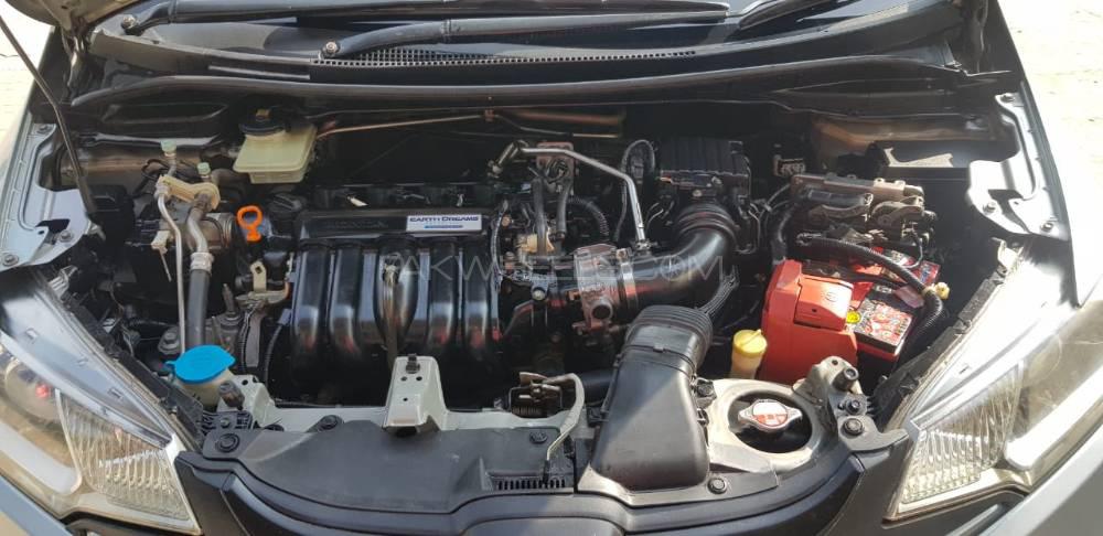 Honda Fit 2014 for Sale in Faisalabad Honda Fit 2014 for Sale in Faisalabad Image-13