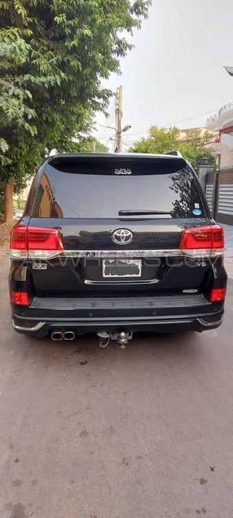ٹویوٹا لینڈ کروزر 2015 for Sale in لاہور ٹویوٹا لینڈ کروزر 2015 for Sale in لاہور Image-2