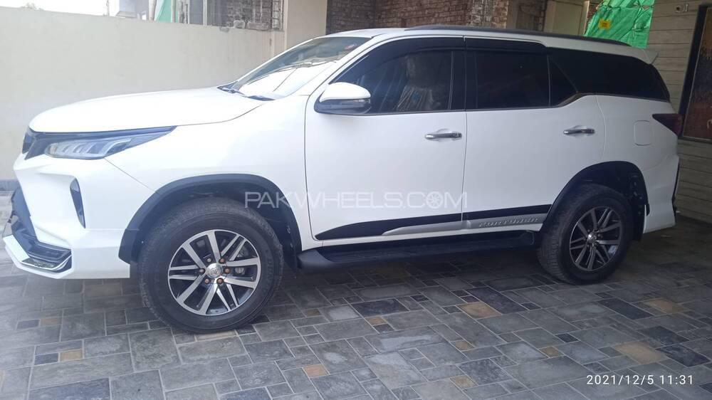 Toyota Fortuner 2021 for Sale in Lahore Toyota Fortuner 2021 for Sale in Lahore Image-3
