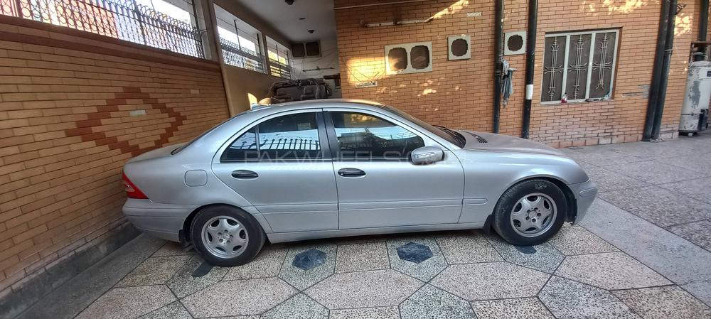 Mercedes Benz C Class 2003 for Sale in Rawalpindi Mercedes Benz C Class 2003 for Sale in Rawalpindi Image-2