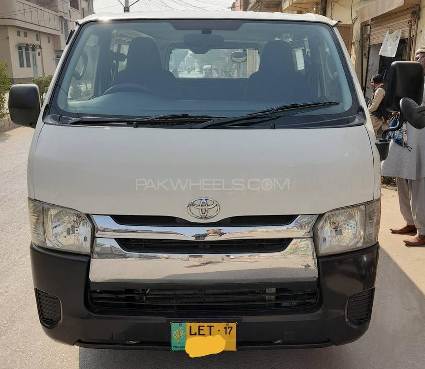Toyota Hiace 2014 for Sale in D.G.Khan Image-1