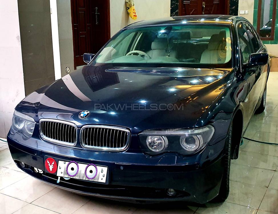 BMW 7 Series 2004 for Sale in Multan Image-1