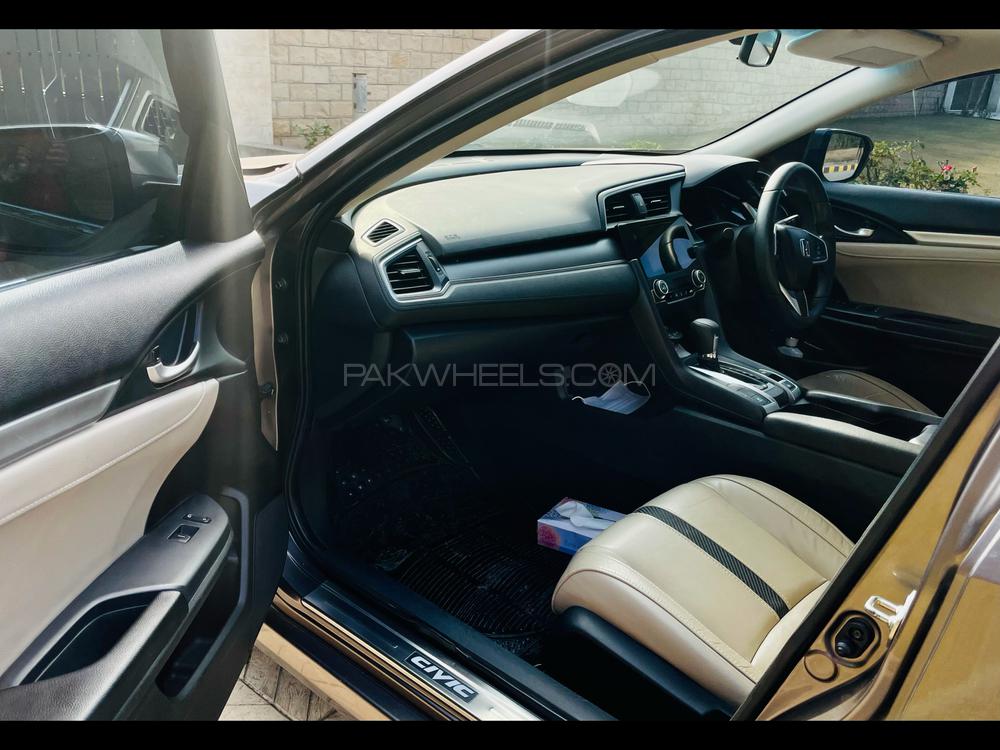 Honda Civic 2018 for Sale in Islamabad Honda Civic 2018 for Sale in Islamabad Image-10