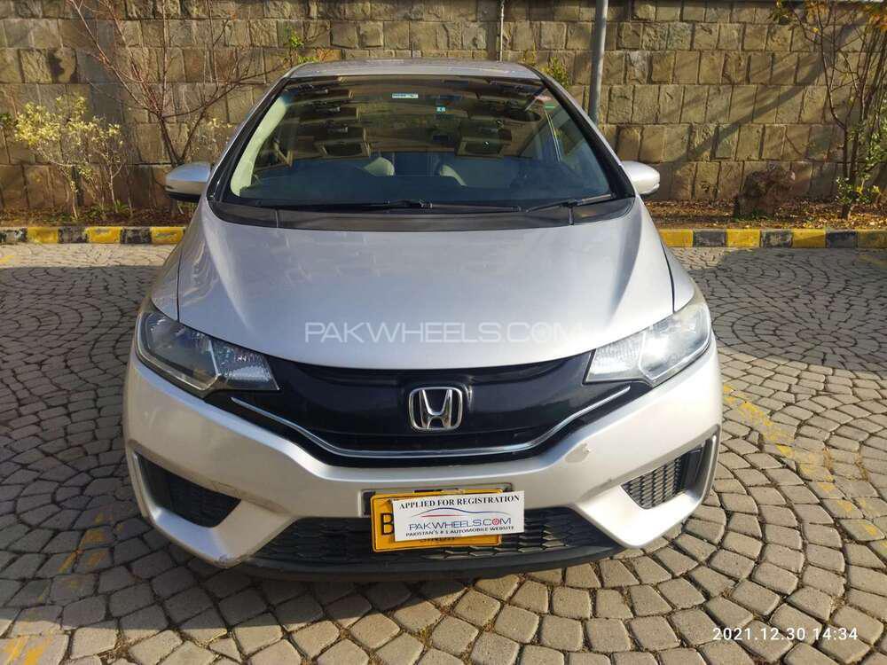Honda Fit 1.5 Hybrid S Package 2014 Image-1