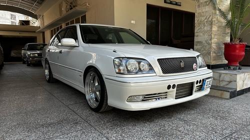 Toyota Crown - 2000
