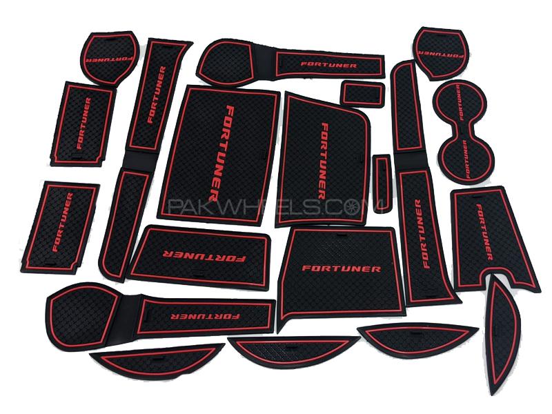 Toyota Fortuner 2016-2022 Interior Non Slip Mats Set Red Black Toyota Fortuner 2016-2022 Interior Non Slip Mats Set Red Black Image-2