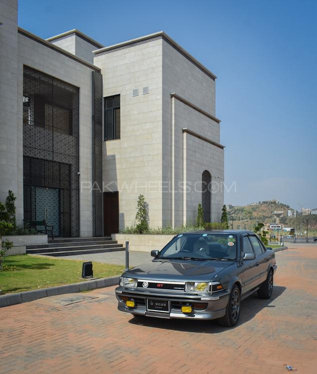 Toyota Corolla - 1987  Image-1