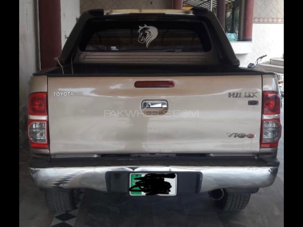 Toyota Hilux 2005 for Sale in Faisalabad Toyota Hilux 2005 for Sale in Faisalabad Image-5
